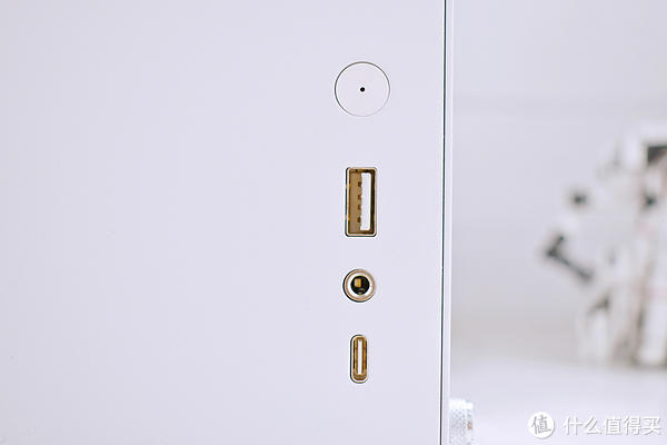 给电视安排一台紧凑型PC,带来大屏畅玩3A优质体验 给电视安排一台紧凑型PC,带来大屏畅玩3A优质体验